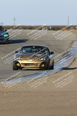 media/Nov-16-2024-CalClub SCCA (Sat) [[641f3b2761]]/Group 4/Race (Outside Grapevine)/